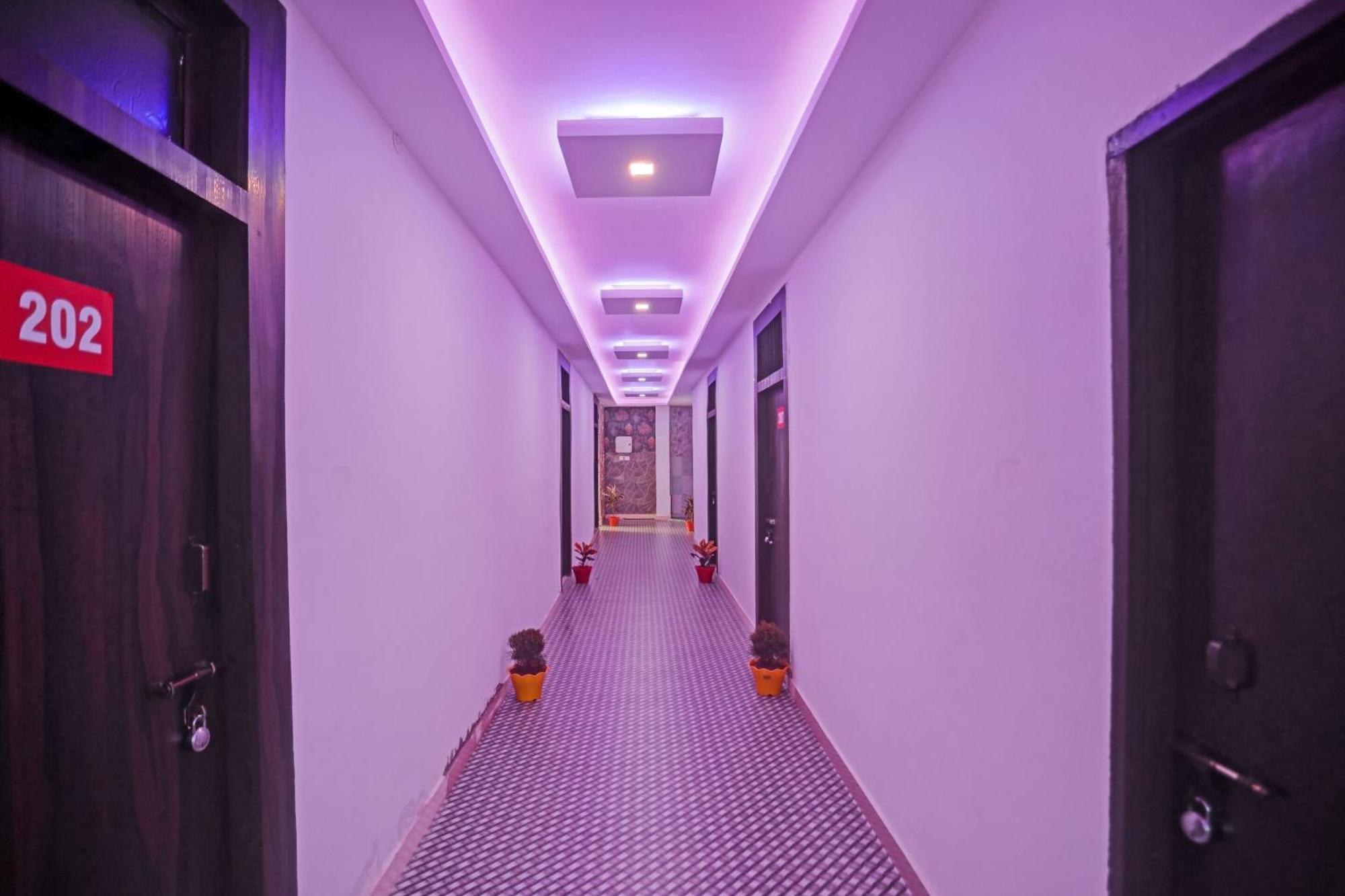 Hotel O Shri Nanadan Palace Kanpur Exterior photo
