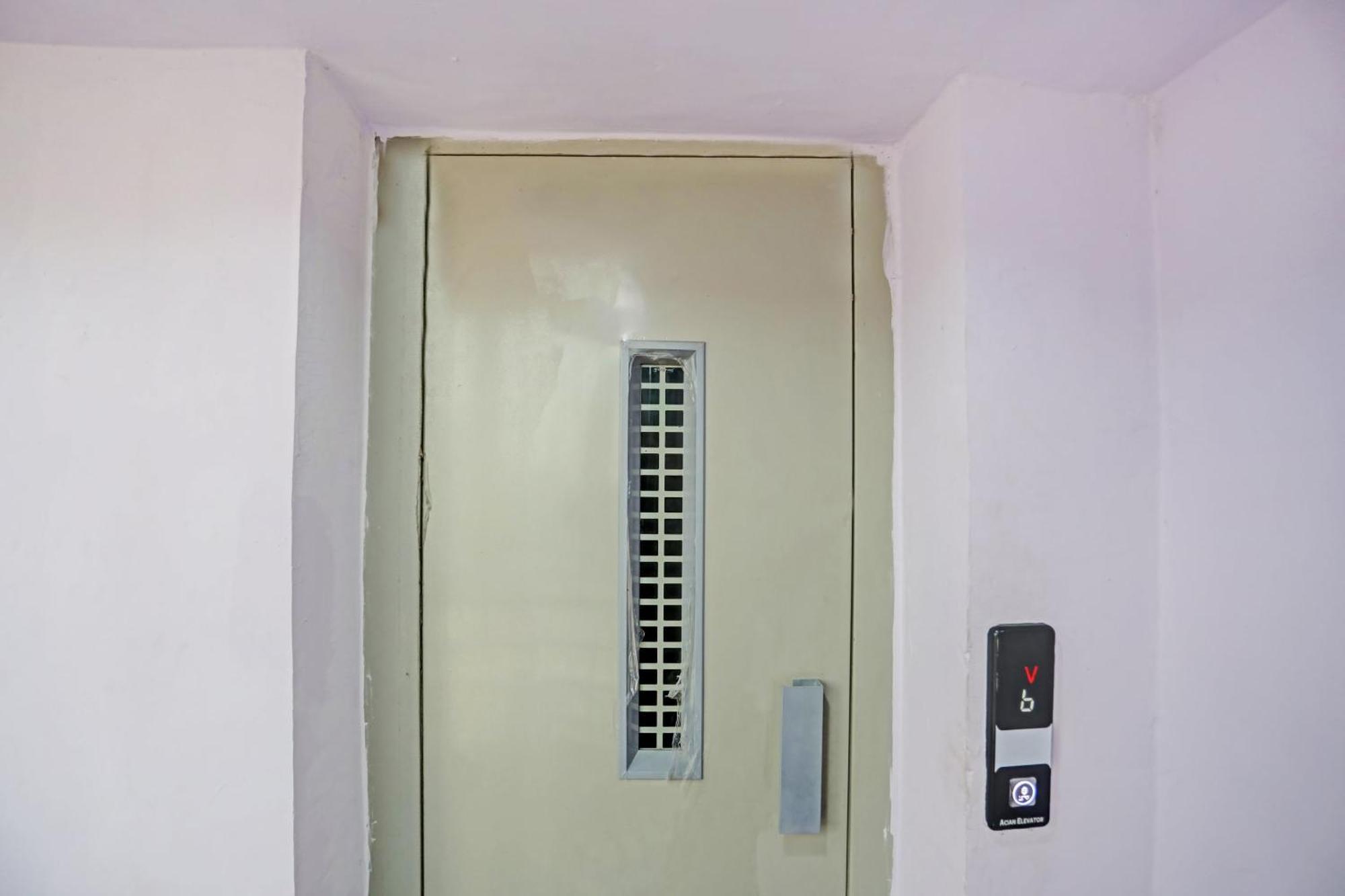 Hotel O Shri Nanadan Palace Kanpur Exterior photo