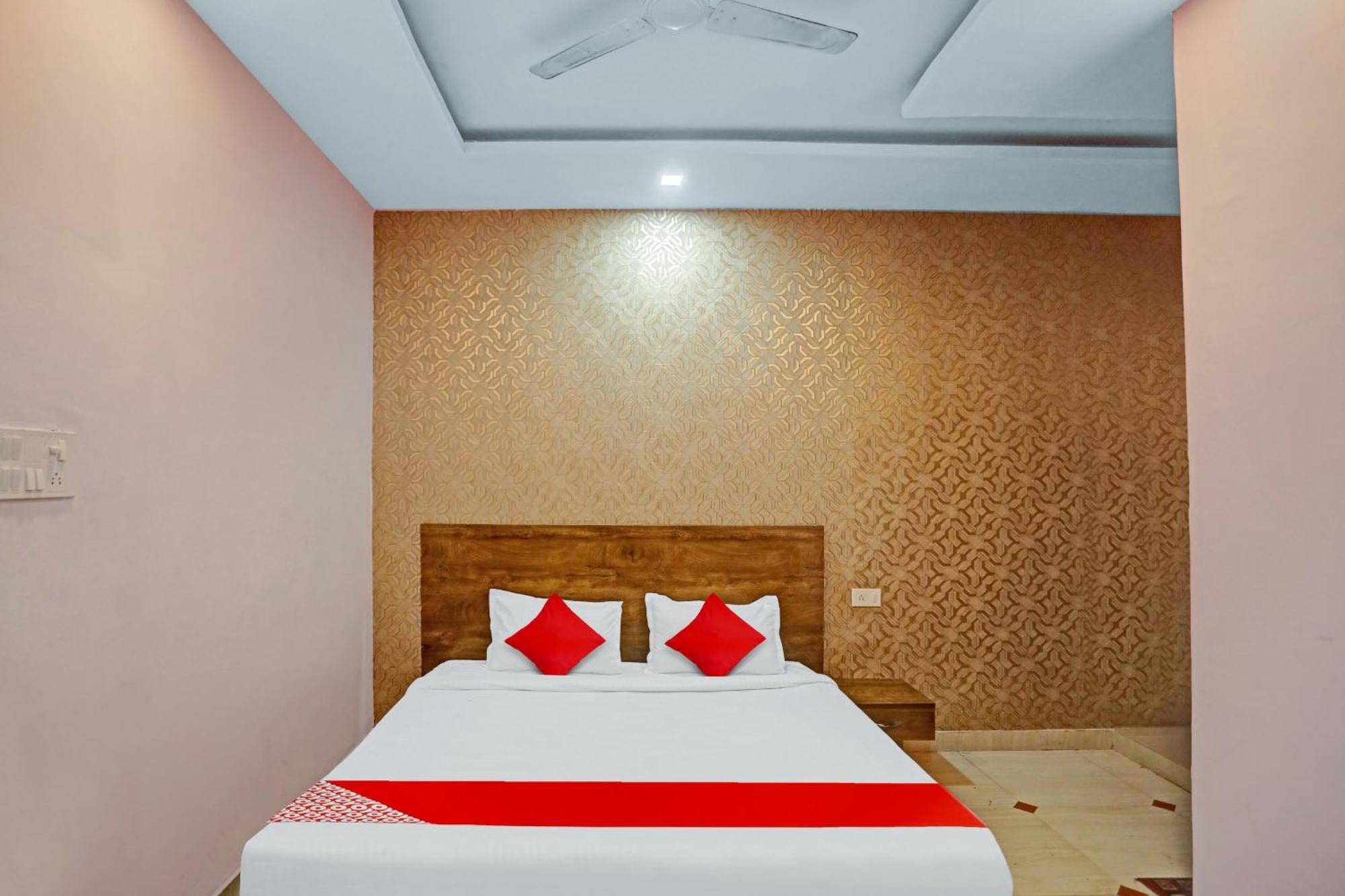 Hotel O Shri Nanadan Palace Kanpur Exterior photo