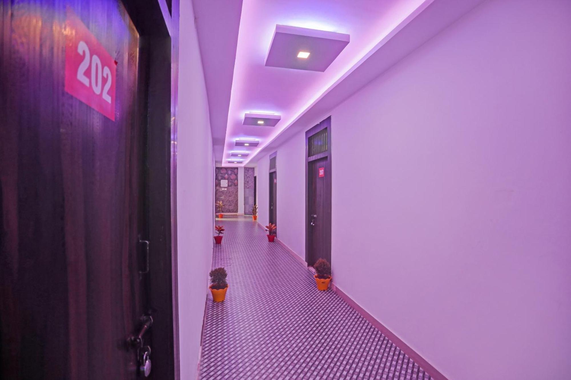 Hotel O Shri Nanadan Palace Kanpur Exterior photo